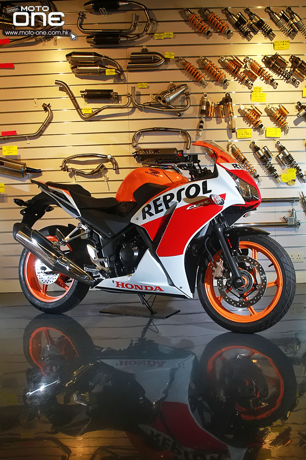 2014 HONDA CBR300R ABS