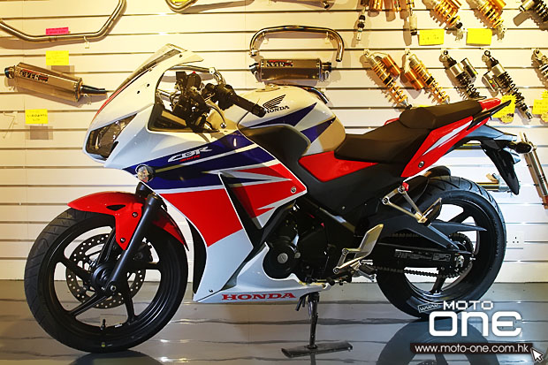 2014 HONDA CBR300R ABS