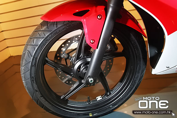 2014 HONDA CBR300R ABS