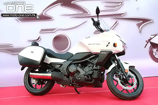 2015 honda ctx700