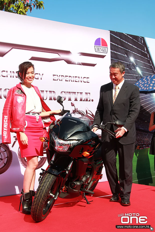 Honda CTX700 Myolie Wu 胡杏兒