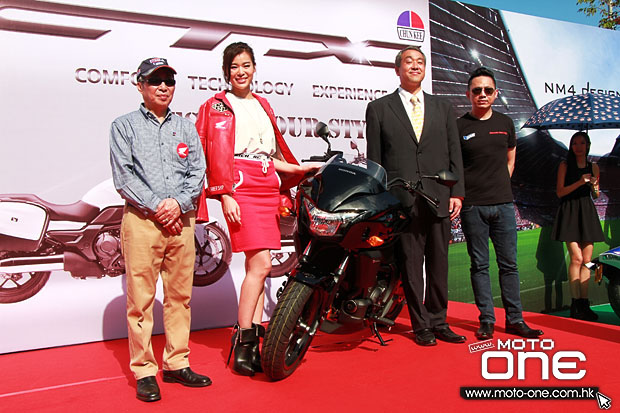 Honda CTX700 Myolie Wu 胡杏兒