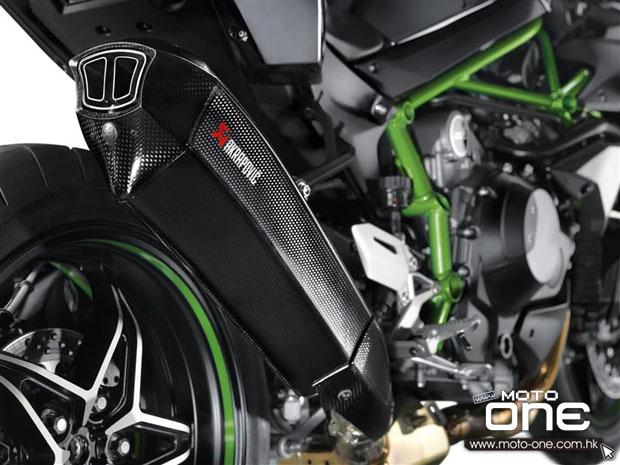 2015 AKRAPOVIC KAWASAKI NINJA H2