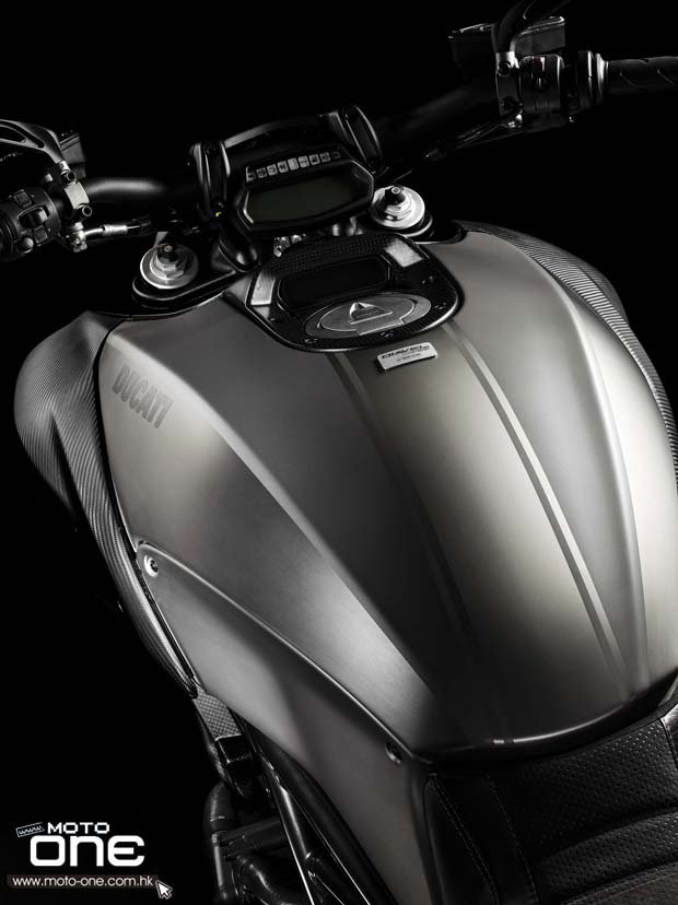 2015 Ducati Diavel Titanium