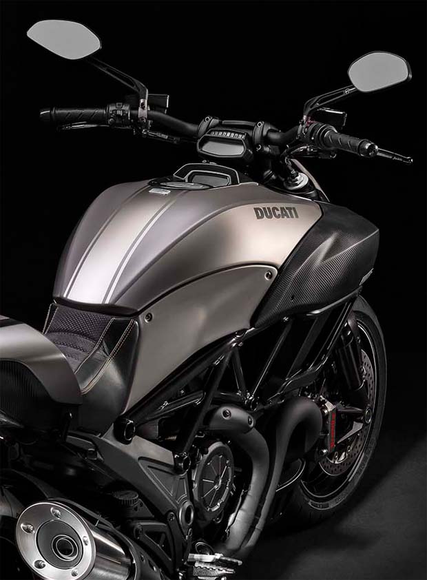 2015 Ducati Diavel Titanium