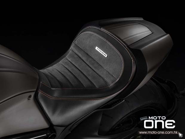 2015 Ducati Diavel Titanium