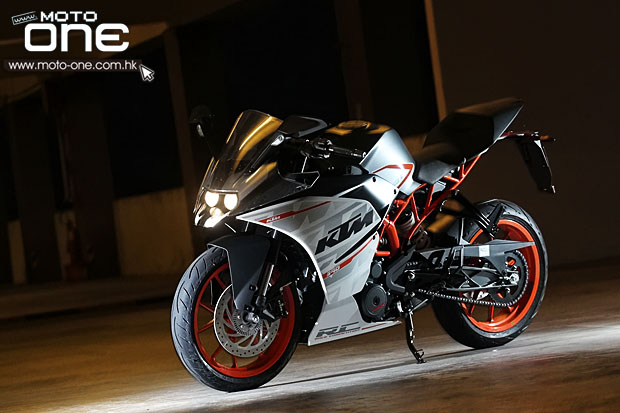 2015 KTM RC390 ABS test