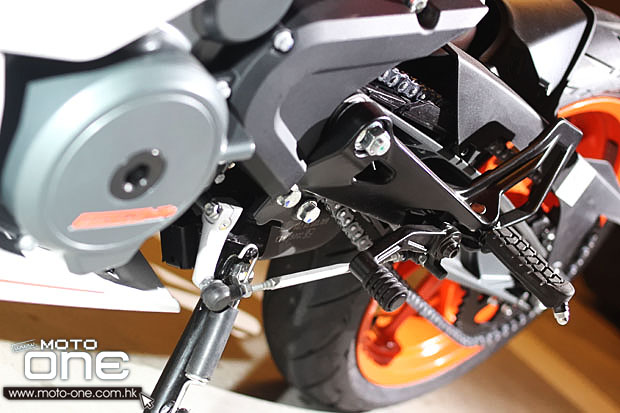 2015 KTM RC390 ABS test