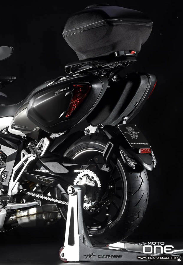 2015 MV Agusta Stradale 800