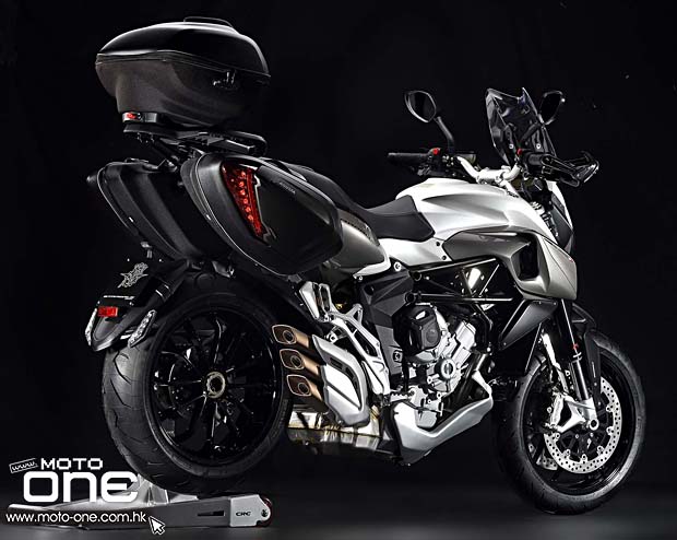 2015 MV Agusta Stradale 800