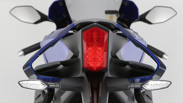 2015 yamaha yzf-r1