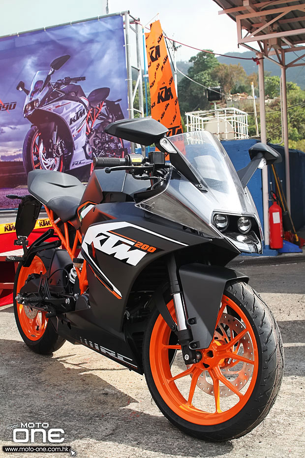 2015 ktm rc390 test day