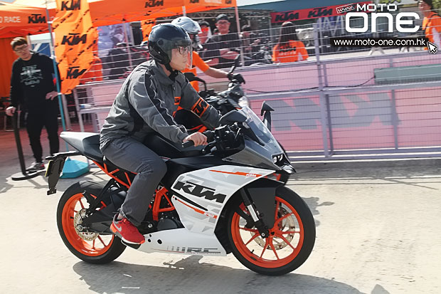 2015 ktm rc390 test day