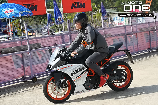 2015 ktm rc390 test day