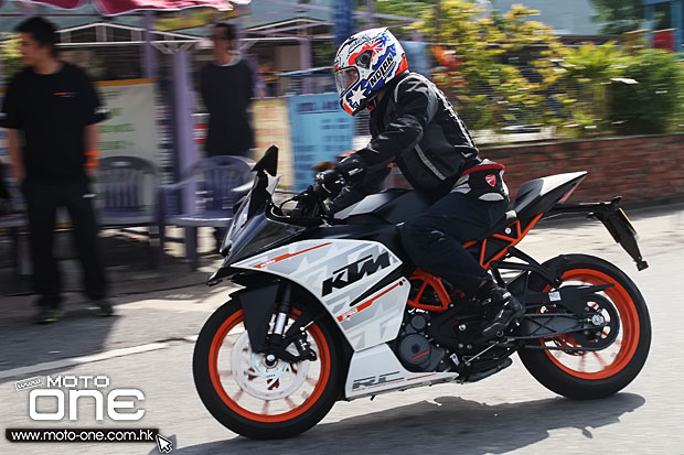 2015 ktm rc390 test day