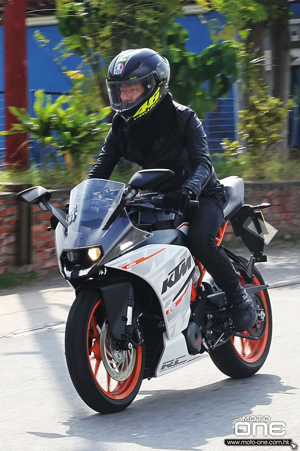 2015 ktm rc390 test day