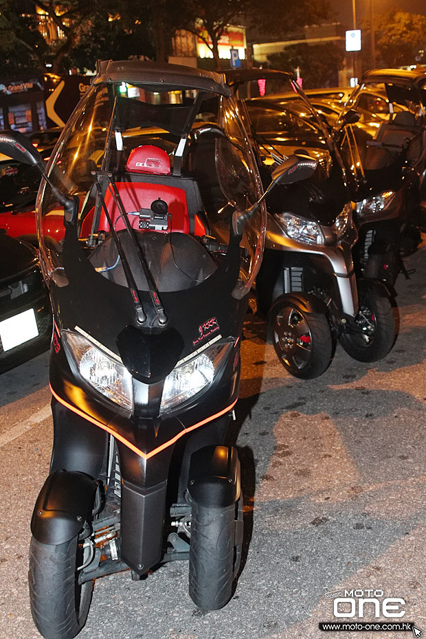 2015 ADIVA AD3 night riding