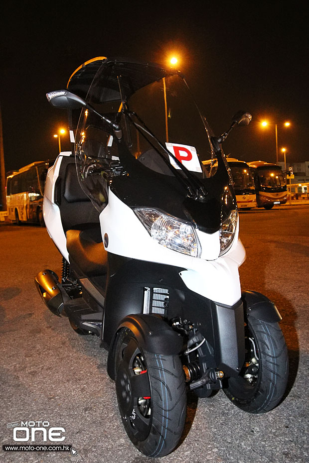 2015 ADIVA AD3 night riding