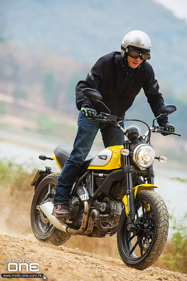 2015 Ducati Scrambler test