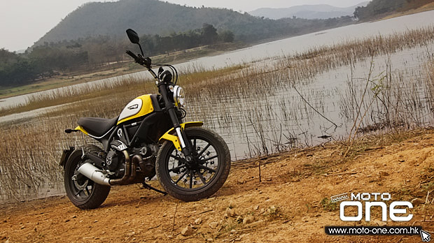 2015 Ducati Scrambler test