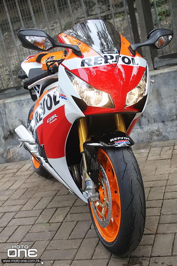 2015 HONDA CBR1000RR REPSOL SP