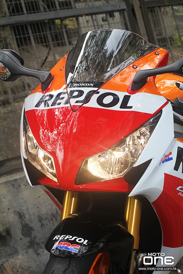 2015 HONDA CBR1000RR REPSOL SP