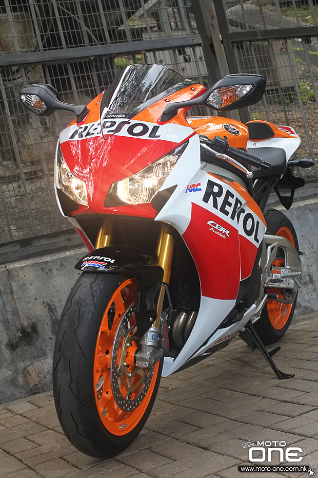 2015 HONDA CBR1000RR REPSOL SP