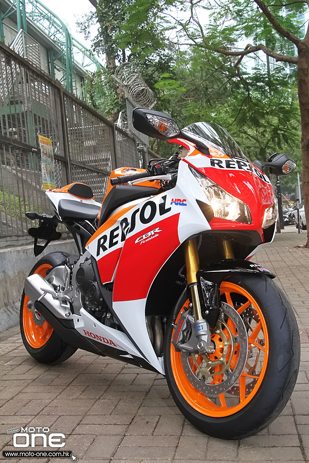 2015 HONDA CBR1000RR REPSOL SP