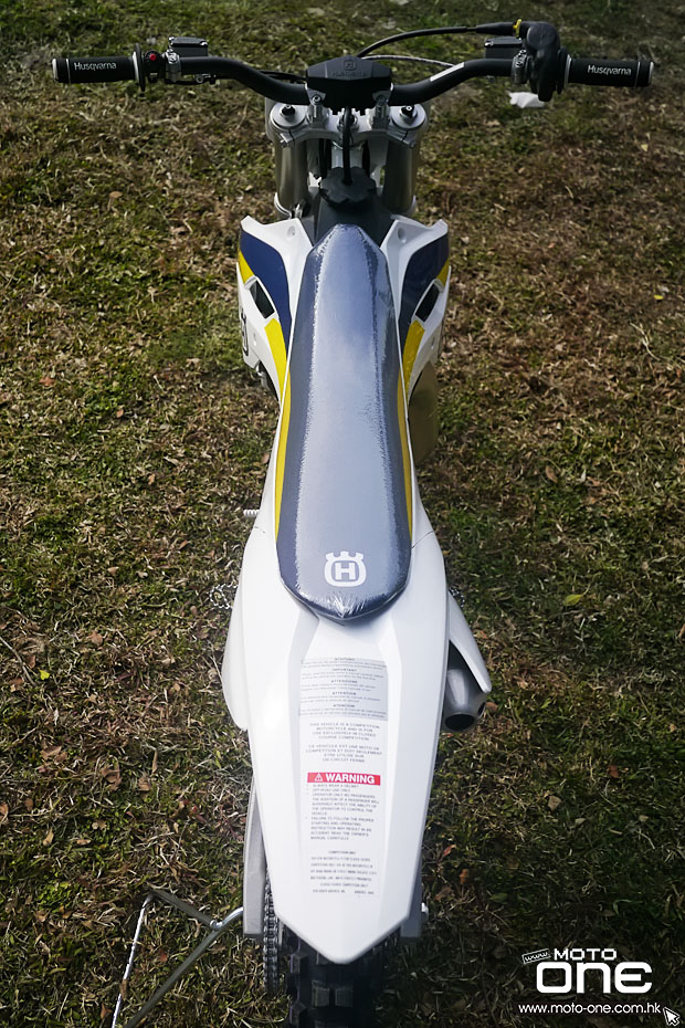 2015_HUSQVARNA_TC85