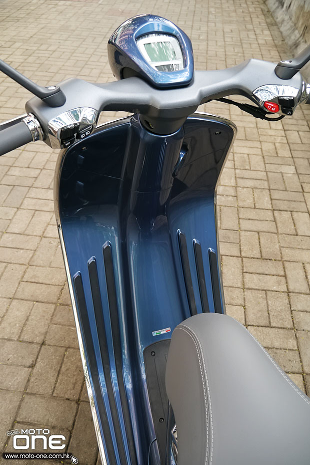 2015 VESPA 946 150cc