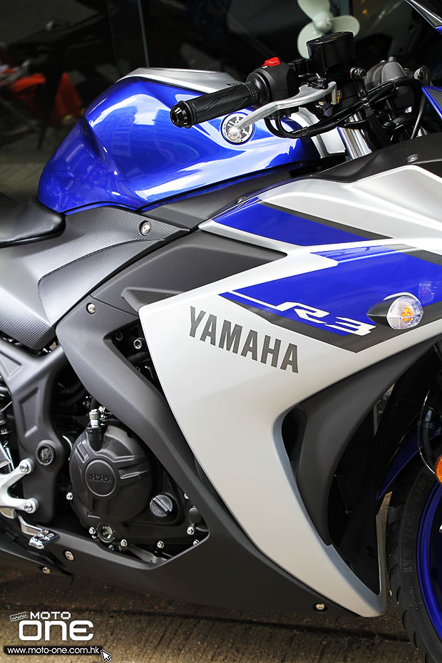 2015 YAMAHA YZF-R3