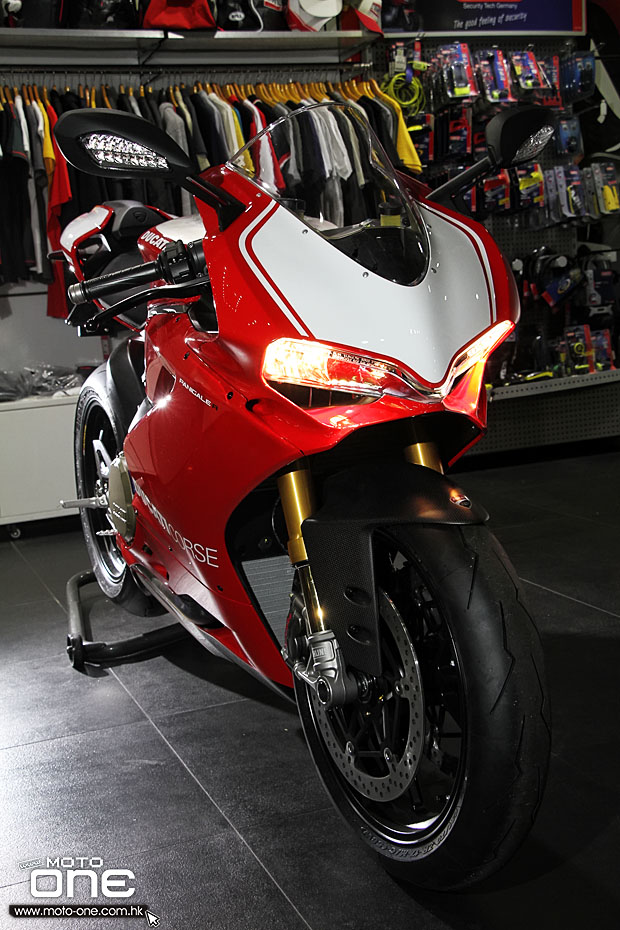 2015 DUCATI PANIGALE R