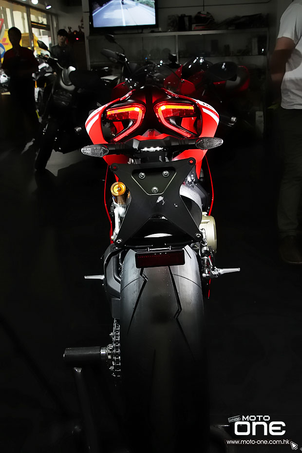 2015 DUCATI PANIGALE R