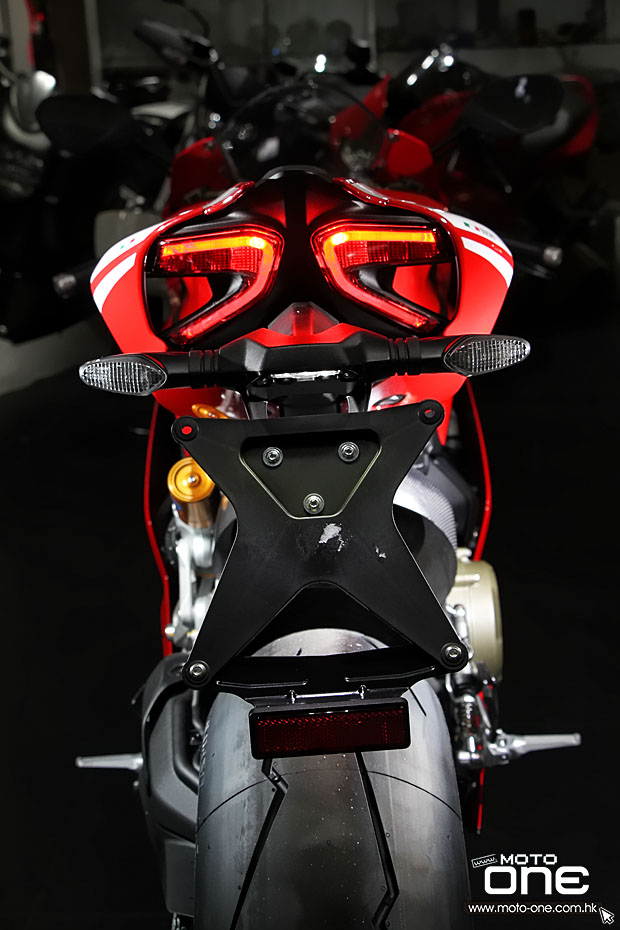 2015 DUCATI PANIGALE R