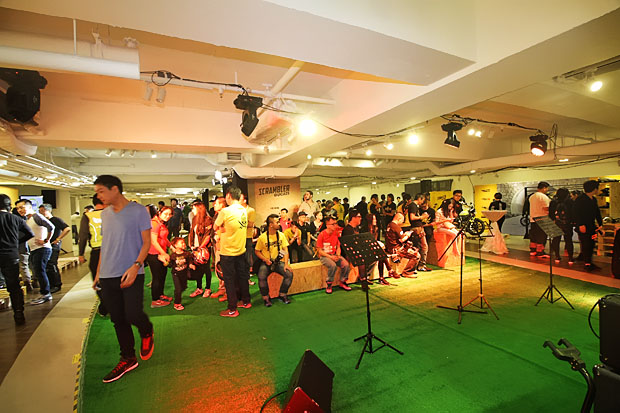 2015 ducati Scrambler Fever Night Party