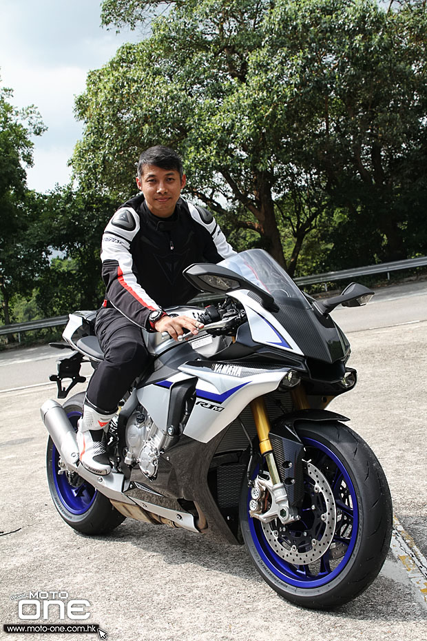 2015 yamaha yzf-r1m test