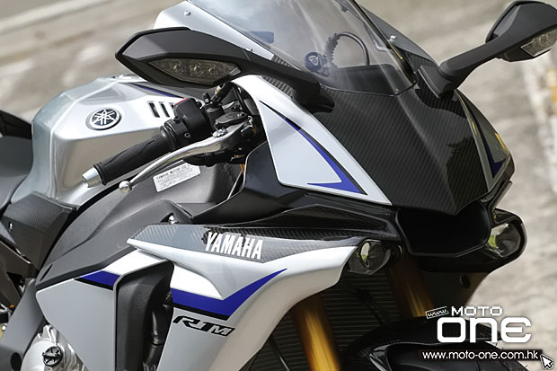 2015 yamaha yzf-r1m test