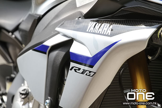 2015 yamaha yzf-r1m test