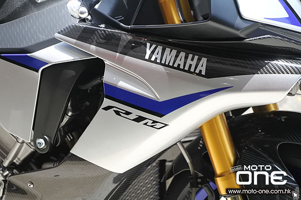 2015 yamaha yzf-r1m test