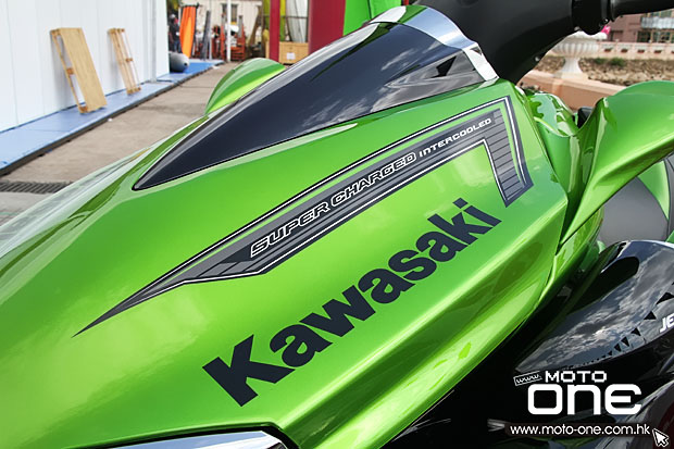 2015 KAWASAKI JETSKI BOAT SHOW