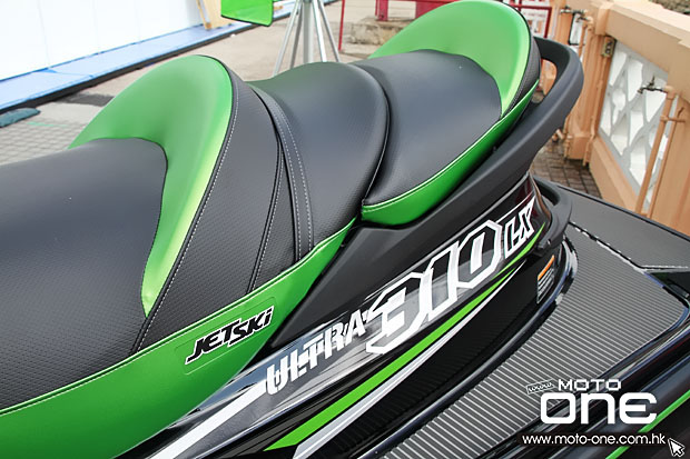 2015 KAWASAKI JETSKI BOAT SHOW