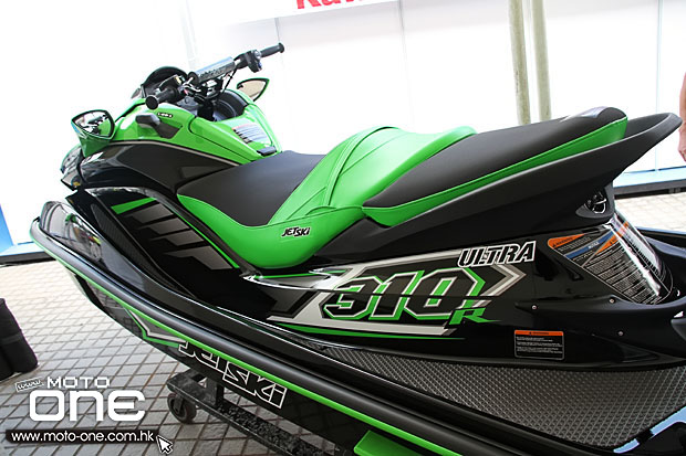 2015 KAWASAKI JETSKI BOAT SHOW