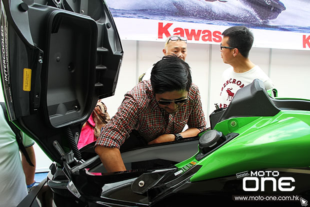 2015 KAWASAKI JETSKI BOAT SHOW