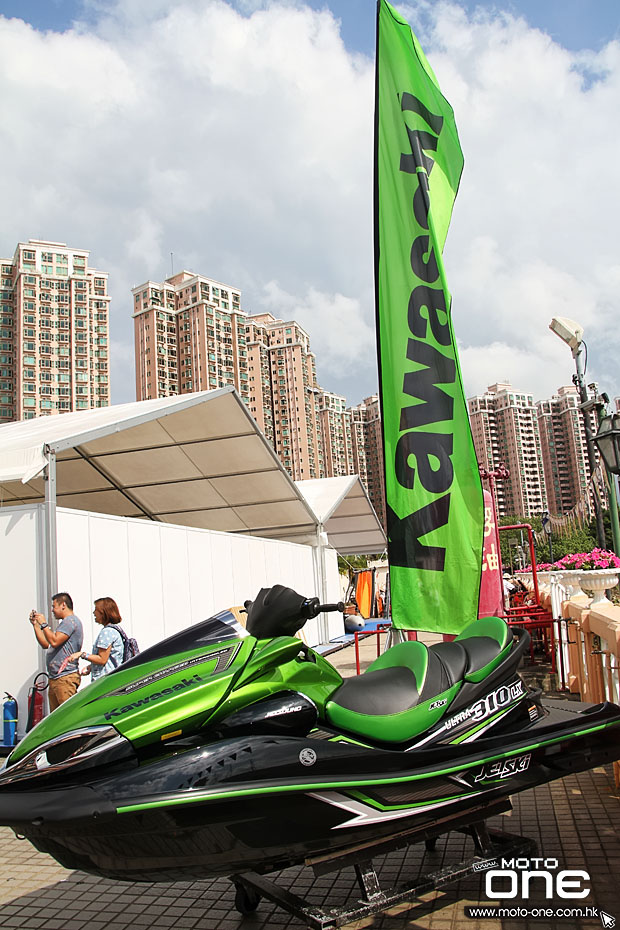 2015 KAWASAKI JETSKI BOAT SHOW