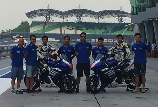 2015 YAMAHA MLT RACING TEAM