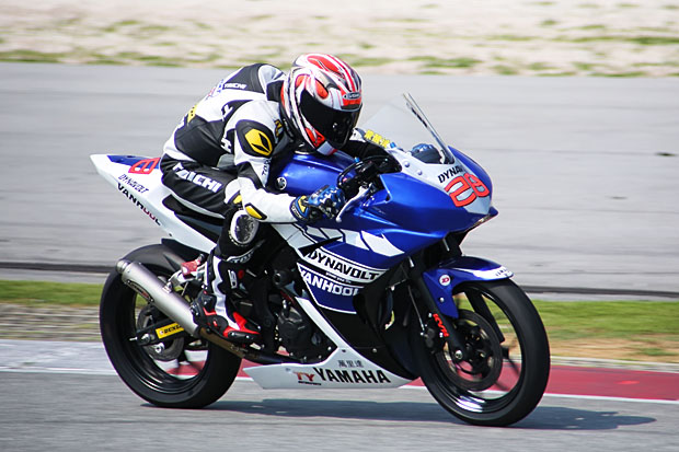 2015 YAMAHA MLT RACING TEAM