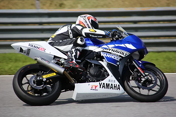 2015 YAMAHA MLT RACING TEAM