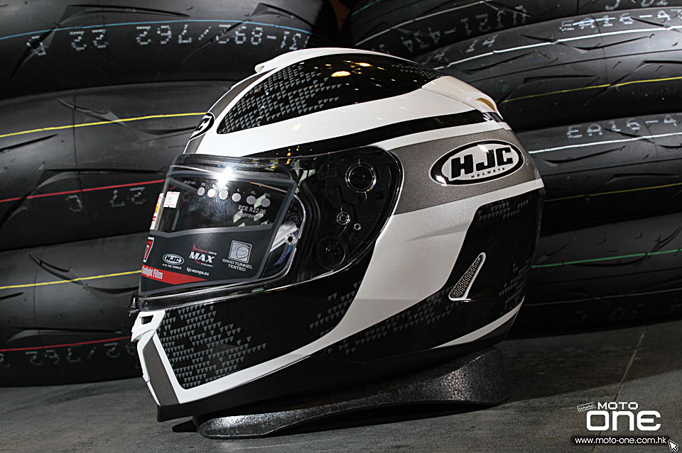 2015 HJC IS-17 HELMET