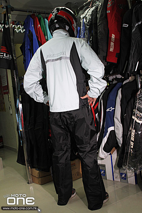 2015 BENKIA rain suit