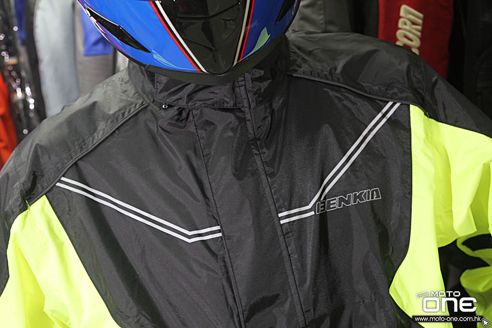 2015 BENKIA rain suit